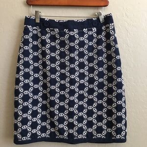 Ann tailor chain Embroidered pencil skirt size 4